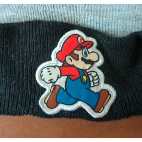 Super Mario Bros Ball Beanie Hat - Picture 2 of 4